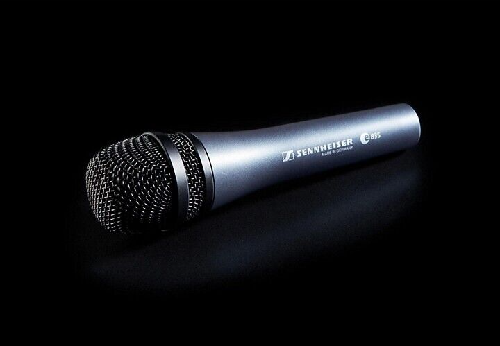 new-sennheiser-e835-cardioid-dynamic-handheld-vocal-microphone-live-performance-1